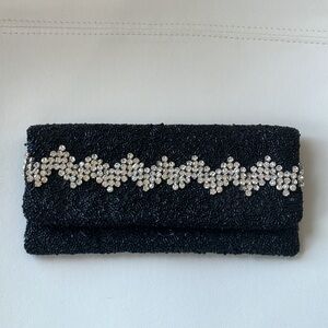 Vintage Monya black beaded & reinstone clutch perfect for a nite out
